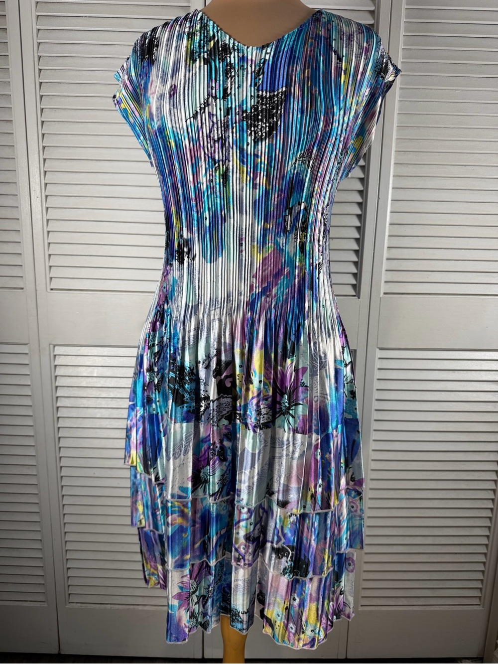Mini Pleats Pleated Tiered Midi Dress Multicolor Floral Stretchy Estimated M